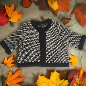 Banana Republic Women’s Black & White Sweater Shrug One Button 3/4 Sleeve Size L